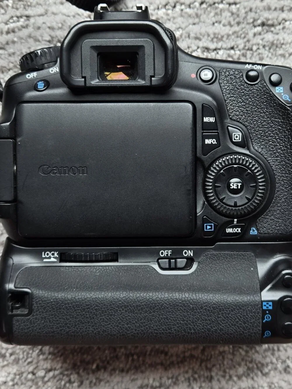 Canon EOS 60D Camera Body with Battery Grip